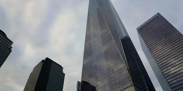010